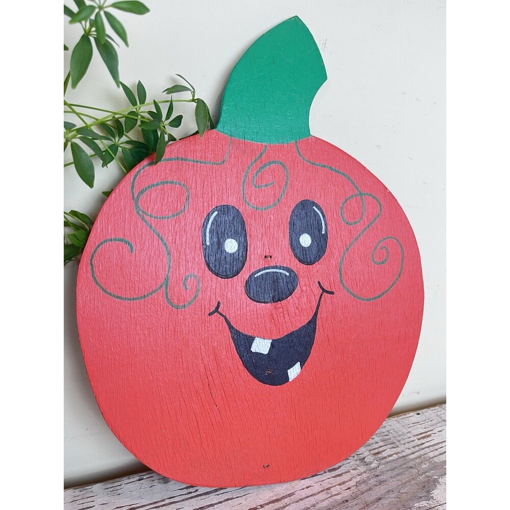 Vintage 1970’s Hand Painted Wooden Halloween Pumpkin Sign 15.5” Retro Holiday